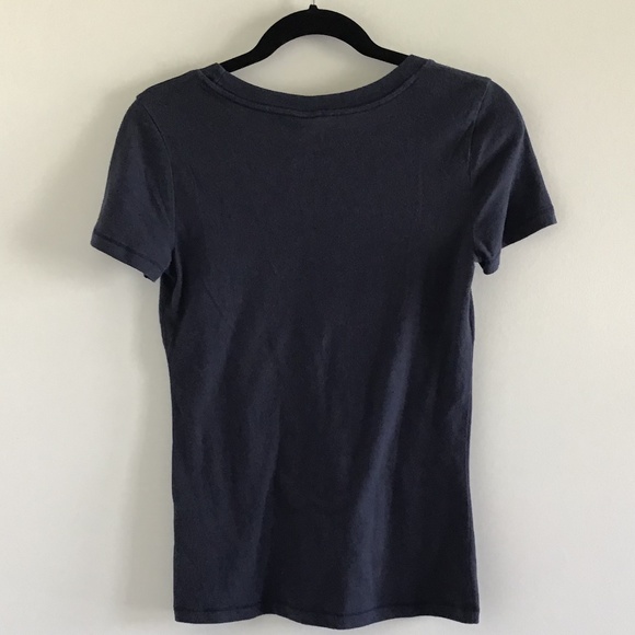 Hollister Applique Logo Graphic Shirt - Picture 2 of 2